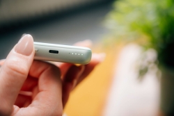 Verbatim Charge´n´Go Magnetic Wireless PowerBank 10000 Green