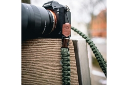 C-ROPE Kameragurt Traveler aus Paracord 125cm Military Olive retail