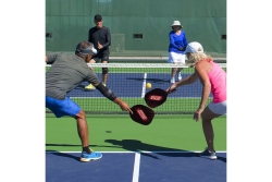 Mad Monkey - Pickleball Schläger Set mit Bällen