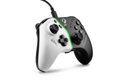 Gamepad Thrustm. HEART Controller (XBO/PC) retail