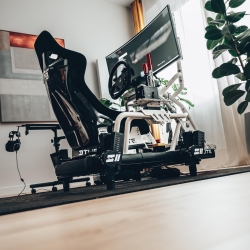 OPLITE Cockpit Chassis R8 Fury white retail (Speditionsversand)