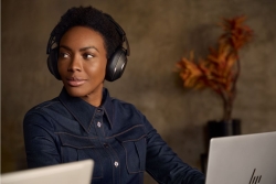 Poly Voyager 80 Surround Stereo USB-C/A