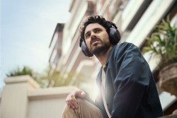 Poly Voyager 80 Surround Stereo USB-C/A