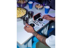 Mixersteuerung Hercules DJ Control Mix Ultra retail