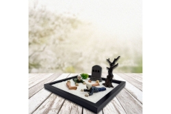 Mad Monkey - Zombie Zen Garten