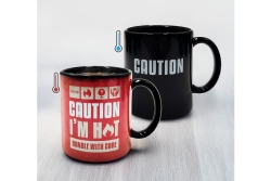 Mad Monkey - Tasse Caution I am Hot - mit Farbwechsel