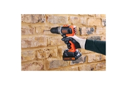 Black&Decker Akku-Schlagbohrschr. 18V 2x1,5Ah Kof BCD003C2K