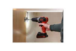Black&Decker Akku-Schlagbohrschr. 18V 2x1,5Ah Kof BCD003C2K
