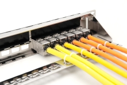 DIGITUS Patch Panel geschirmt 24-Port 19 blank