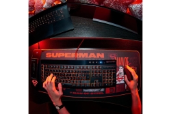 Numskull Mauspad DC Comics Superman wireless Charge 30x80cm