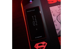 Numskull Mauspad DC Comics Superman wireless Charge 30x80cm