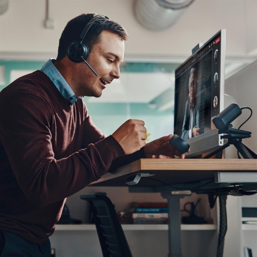 Poly Voyager Focus 2 Stereo USB-C/A