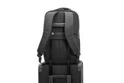 HP Renew Executive 16 Laptop Backpack