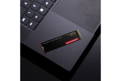 SSD WD Black M.2 2280 4TB SN7100 intern