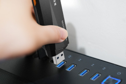 EDIMAX WL-USB EW-7822UBE BE6500 Mini Wi-Fi 7 USB inkl. Dock.