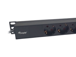 Equip 19 Steckdosenleiste 8xSchuko+Switch->St.90° sw. Alu.