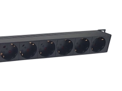 Equip 19 Steckdosenleiste 8xSchuko+Switch->St.90° sw. Alu.