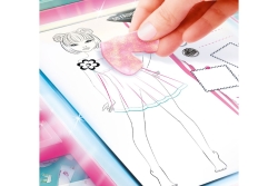 Canaltoys Fashion Designer Light-Up Studio