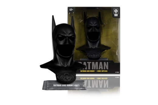 McFarlane DC Direct Batman Cowl Replica 1:3 Batman and Robin
