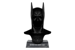McFarlane DC Direct Batman Cowl Replica 1:3 Batman and Robin