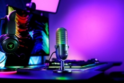 Razer Microphone - Seiren V3 Chroma