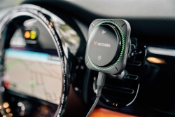 Verbatim Charge n Drive Qi2 Magnetic Wireless Charger RGB
