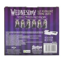 Wednesday - Lichterkette Dance Pose