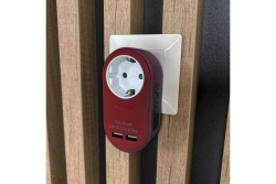 Entac Steckdosenadapter + 2x USB-A burgundy
