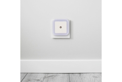 Entac Nachtlicht 0.5W quadrat. CW White Dämmerungssensor