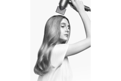 Dyson Supersonic Curly + Coily Prussian Blue