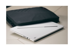 ASUS ROG Zephyrus G16 U9-386H 64 2 5070Ti GU606AR-TB069W W11H