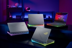 ASUS ROG Strix G16 U7-225HX 16 1 5070Ti G615LR-S5177W W11H