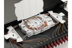 Equip LWL-Spleißkasten 24-Port LC-Duplex OM4 1U komplett sw