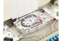 Equip LWL-Spleißkasten 24-Port SC-Duplex OM3 1U komplett gr
