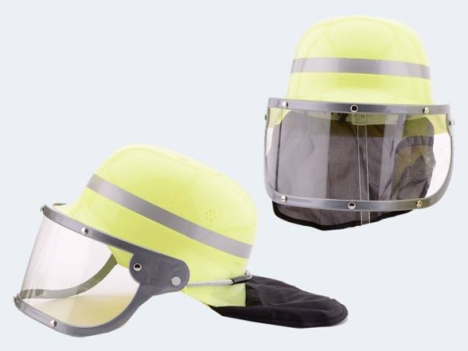 Feuerwehrhelm mit Visier