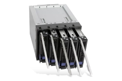 Backplane IcyDock 5x8,9cm SATAI-III in 3x5,25 MB155SP-B sw