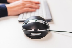 BakkerElkhuizen Oyster Mouse wired retail
