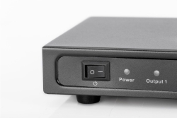 DIGITUS Splitter HDMI 1x8 225MHz 3D schwarz