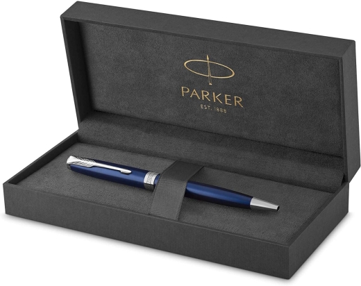 Parker Sonnet Kugelschreiber | Blaue Lackierung | Mittlere Spitze | schwarze Tinte | Geschenkbox
