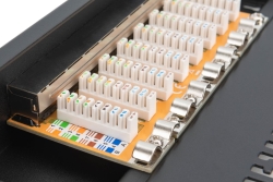 DIGITUS Patchpanel 1HE 8-Port Cat6 ClassE geschirmt schw.