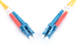 DIGITUS LWL Patchkabel LC -> LC 3.00m Singlemode Duplex OS2