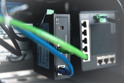 DIGITUS Splitter Industriell Gigabit 95W PoE++ 802.3bt