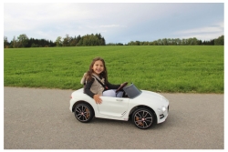 Jamara Ride-on Bentley EXP12 weiß 12V 3+