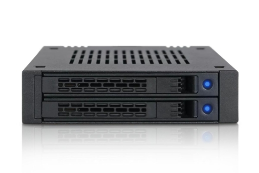 We-Ra. IcyDock 2x6,3cm SAS/SATA HDD&SSD