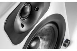 Wavemaster TWO NEO 2.0 Bluetooth soft white retail