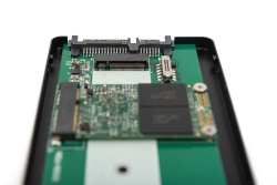 DIGITUS 2,5 SATA Festplattenadapter für M.2 oder mSATA