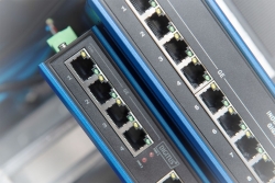 DIGITUS Switch Ind. 8-Port Gigabit Unmanaged blau