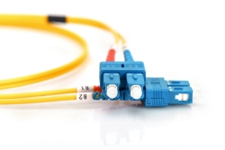 DIGITUS LWL Patchkabel SC -> SC 1.00m Singlemode Duplex OS2