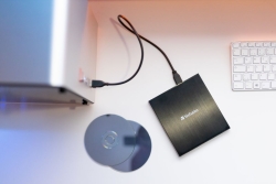 DVW Verbatim ext. Slimline USB3.2 CD/DVD Brenner inkl. Nero extern retail