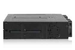 IcyDock 4x M.2 NVMe to 4x MiniSAS HD in 1x 5.25 bay mob rac